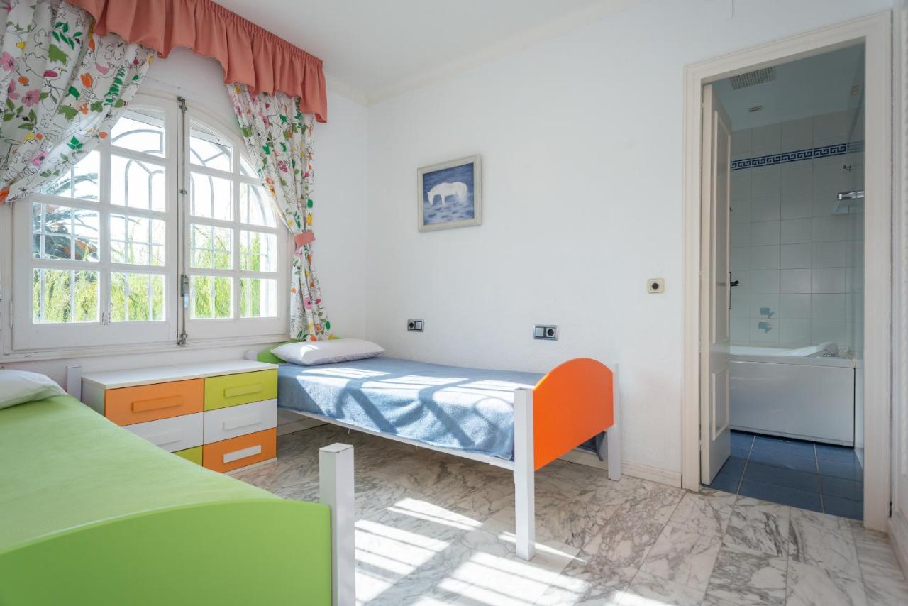 Villa Requesens On Canal Empuriabrava Zewnętrze zdjęcie