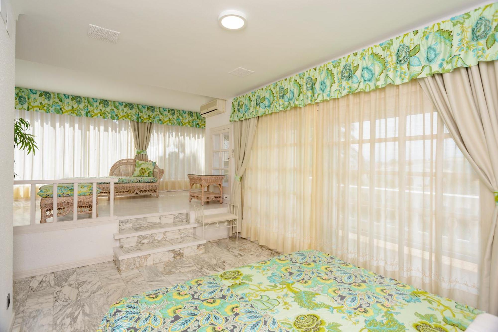 Villa Requesens On Canal Empuriabrava Zewnętrze zdjęcie