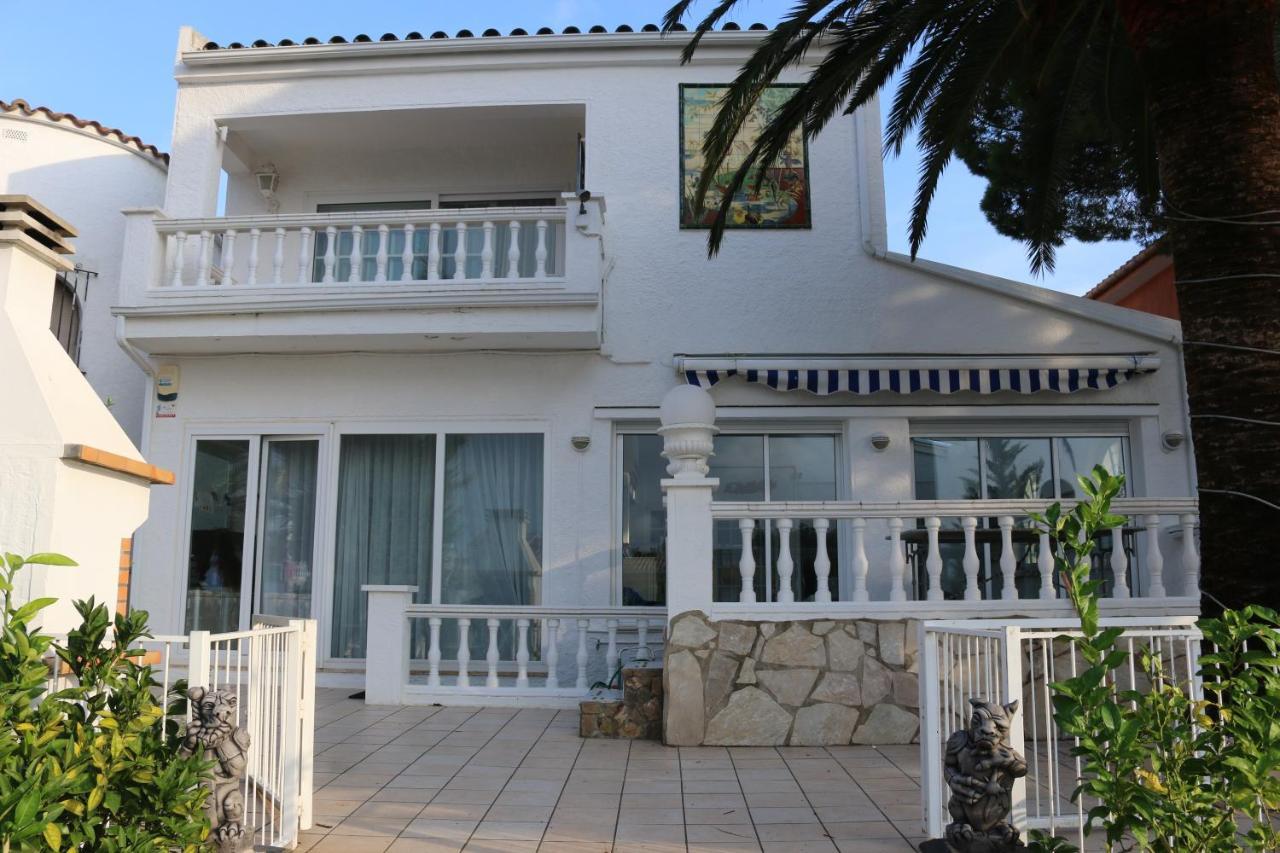 Villa Requesens On Canal Empuriabrava Zewnętrze zdjęcie