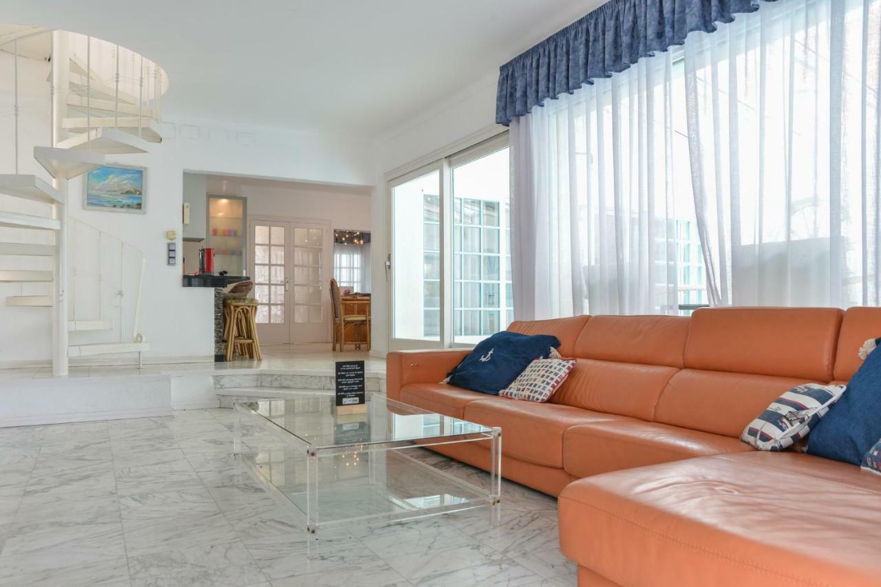 Villa Requesens On Canal Empuriabrava Zewnętrze zdjęcie